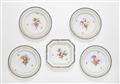 Four Berlin KPM porcelain dessert plates and a compote dish from a dinner service with oak leaf decor - image-2