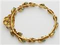 A possibly Greek one of a kind 20k gold and carved emerald necklace designed as a naturalistic wreath of dog roses. - image-2