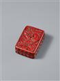 Kleine Dose für Weihrauch im Stil der Yuan-Zeit. Roter Schnitzlack auf Metallkern. 19. Jh. - image-1