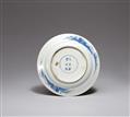 A small blue and white plate. Kangxi period (1662-1722) - image-2