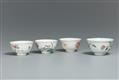 A fine group of four famille rose bowls. Yongzheng period (1723-1735) - image-2