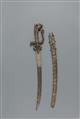 A Kandyan silver sword and scabbard (kasthane). Sri Lanka. Kandy period, 19th century - image-4