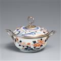 An Imari lidded bowl with French silver mounts. Arita. Around 1680, the mounts Paris, around 1732 - image-1