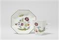 A Meissen porcelain beaker and saucer with "bee" pattern decor - image-2