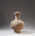 Large polychrome lidded jar, Western Han dynasty, around 1st century BC - image-2