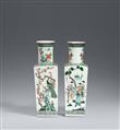 A pair of famille verte vases. Early 20th century - image-1