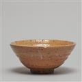 A large Hagi summer chawan. Nagato province. Edo period - image-5