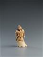 A bone netsuke of a Chinese warrior. 19th century - image-2