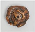 A mingei-type wood netsuke of a large dragon. 19th century - image-4