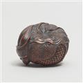 A Tanba boxwood netsuke of a dragon inside a mikan. Mid-19th century - image-4