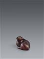 A wood netsuke of a chubby hare. 19th century - image-1