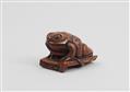 A boxwood netsuke of a toad on a roof tile. 19th century - image-3