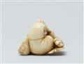 An ivory netsuke of a group of toys. Second half 19th century - image-5