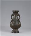 A large bronze vase in Yuan style. 18th/19th century - image-2