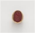 An 18k rose gold gentlemans' signet ring with a Neoclassical carnelian intaglio. - image-1