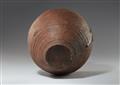 A large tsubo, Shigaraki. Early Edo period, 17th century or earlier - image-6