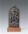 A Pala blackened stone stele of Vishnu. Northeast India, Bihar. 12/13th century - image-1