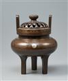 A bronze incense burner. Around 1900 - image-2