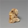 A Kyoto ivory netsuke of Seiobo by Rantei. First half 19th century - image-4