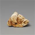 A Kyoto ivory netsuke of Seiobo by Rantei. First half 19th century - image-5