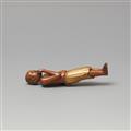 A boxwood and lacquer netsuke of an islander. 19th century - image-2