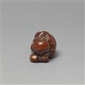 A boxwood netsuke of an oni. Early 19th century - image-2