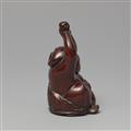 A large and unusual wood netsuke of a yawning Okame with a baby. 19th century - image-4