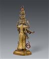 Hervorragende große Figur des elfköpfigen Avalokiteshvara. Feuervergoldete Bronze. Tibet. 18. Jh. - image-4