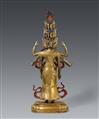 Hervorragende große Figur des elfköpfigen Avalokiteshvara. Feuervergoldete Bronze. Tibet. 18. Jh. - image-5