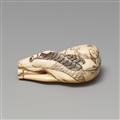 A large ivory netsuke of a grazing horse. Late 18th century - image-3