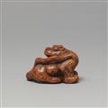 A Tsu boxwood netsuke of a howling tiger in the manner of Minko. Early 19th century - image-2