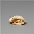 A large Kyoto ivory netsuke of a hare by Kiyotada. Early 19th century - image-6