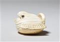 A very large ivory netsuke of a fukura suzume. Second half 18th century - image-3