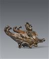 A heavy bronze incense burner. Qing dynasty - image-1