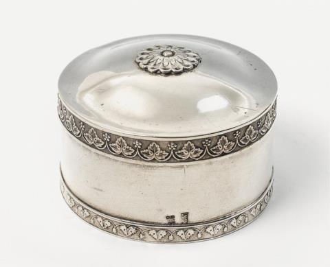 Johann Bernhard Vormann - A Münster silver partially gilt powder box. Marks of Johann Bernhard Vormann, ca. 1820.