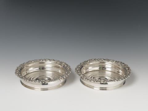 August Friedrich Lorenz Peters - A pair of Berlin silver coasters. Marks of August Friedrich Lorenz Peters, 1821 - 42.