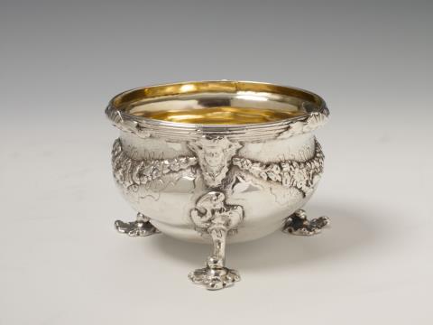 Christian Hillan - A London silver interior gilt George II dish. Marks of Christian Hillan, 1738.