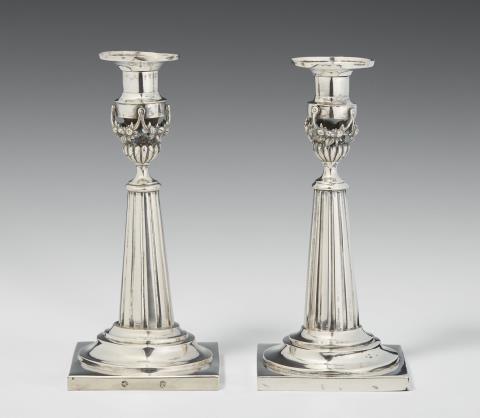 Franz Peter Laforme - A rare pair of Rheine silver candelabra. Marks of Franz Peter Laforme, late 18th C. Seltenes Rheiner Leuchterpaar
