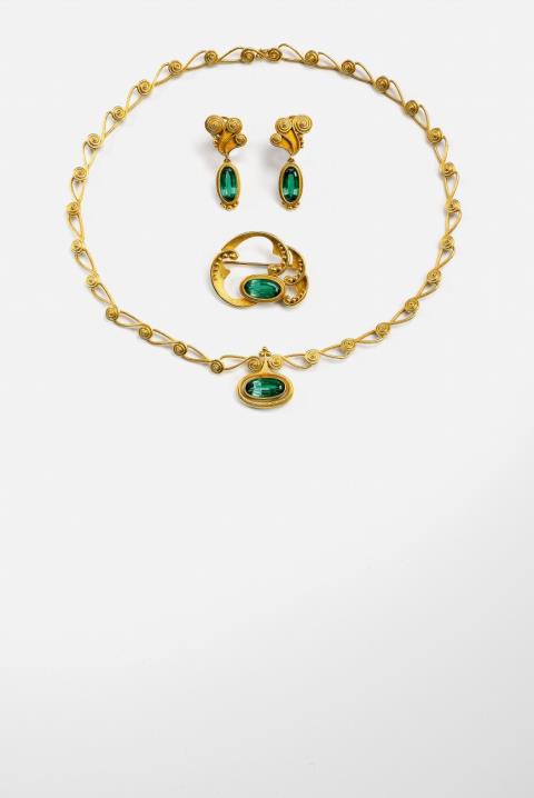 Otto Hahn - An 18k gold and tourmaline demi-parure