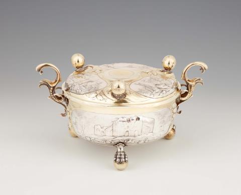 Hans Nicolaus Müllner - An early Nuremberg silver tureen and cover