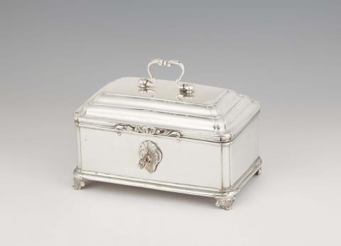 Johann Friedrich Manne - A rare Mitau silver box