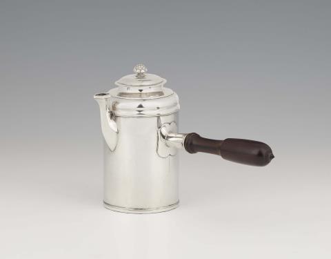 Arnold Hinrich Kohl - A Schwerin silver mocca pot