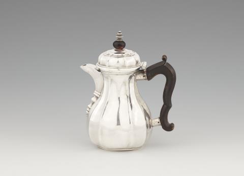 Johann Christoffer Buschmann I - A Baroque Bremen silver hot milk jug