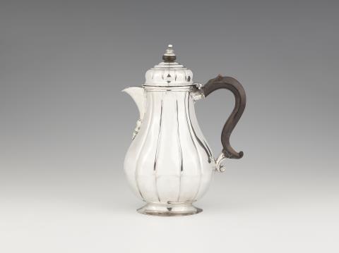 Rintius de Grave - A Leer silver coffee pot
