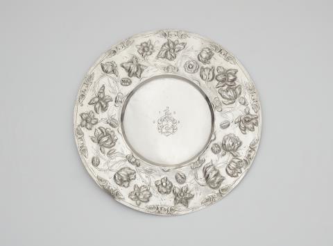 Johann Sülßen - A Hamburg silver platter