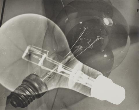 Edmund Kesting - Untitled (Light Bulbs)